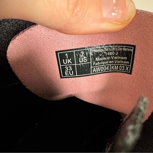 Dr. Martens 1460 J Pink Patent Leather Lace
Up/Zip Ankle Boots Size 2 - Picture 14 of 14